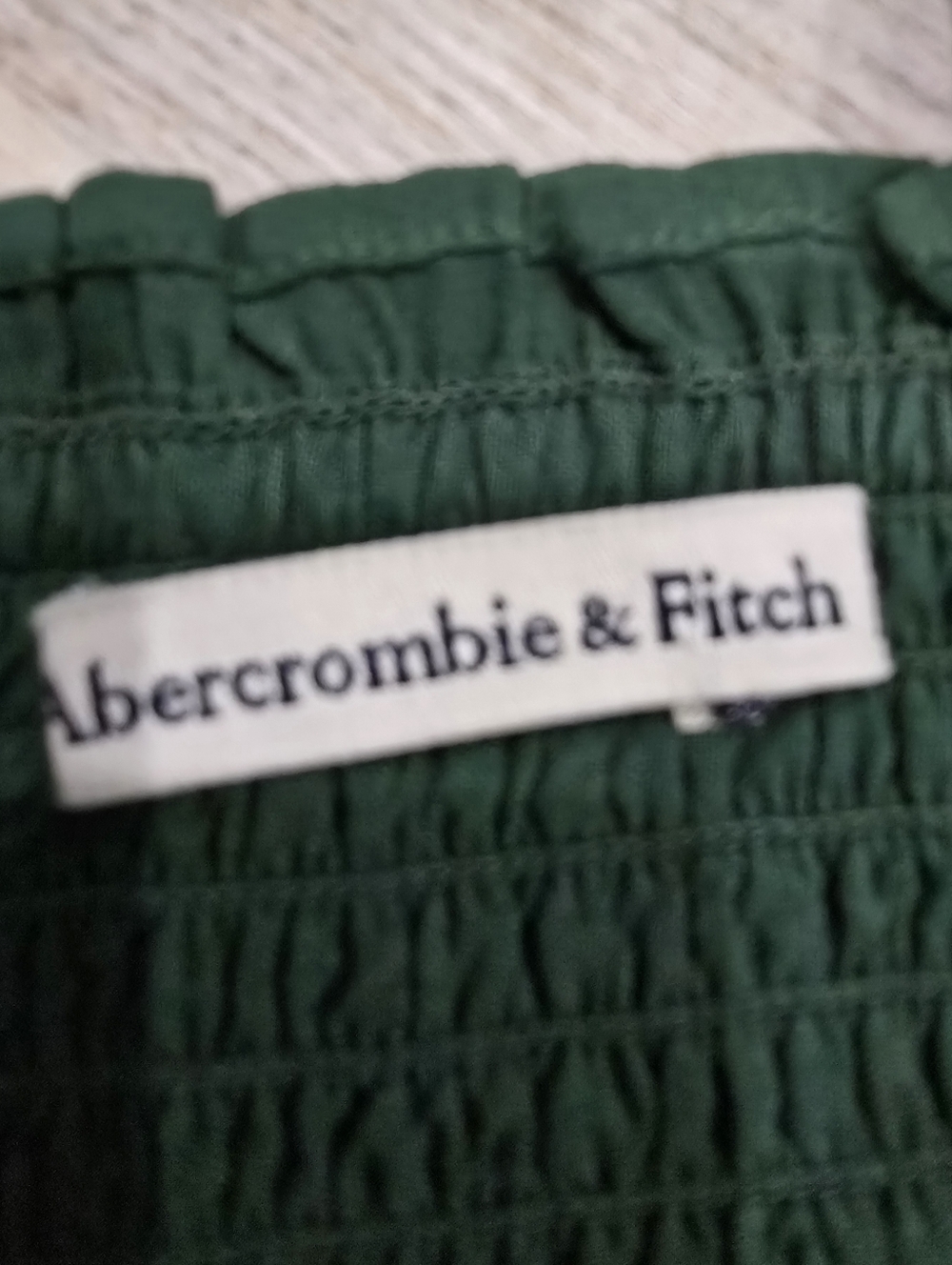 Abercrombie & Fitch Emerald Green Smocked Puff Sleeve Mini Dress Size XS - Picture 2 of 6
